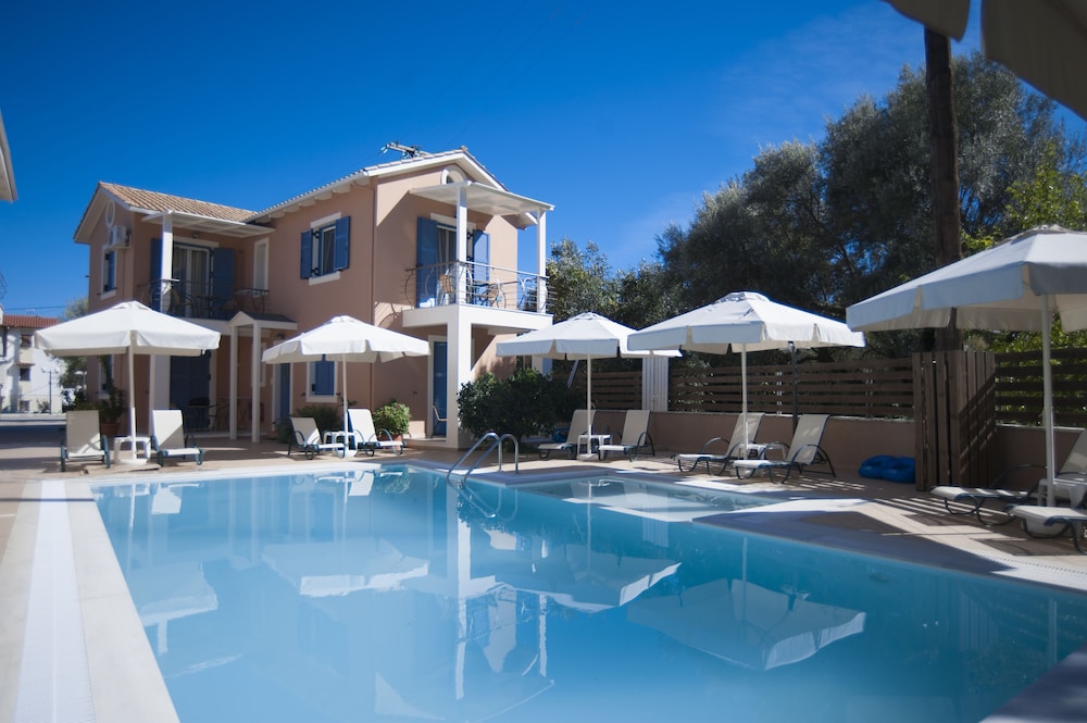 

Milano - Nydri - Villa Theodora