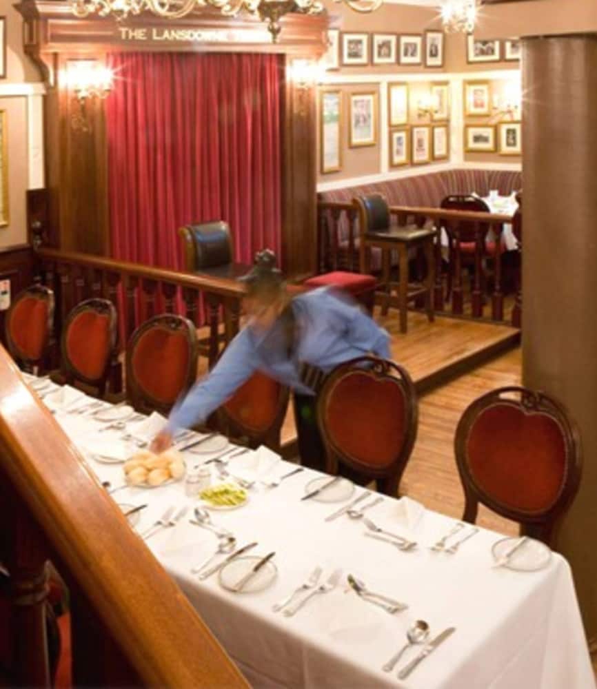 

Roma - Dublino - The Lansdowne Hotel