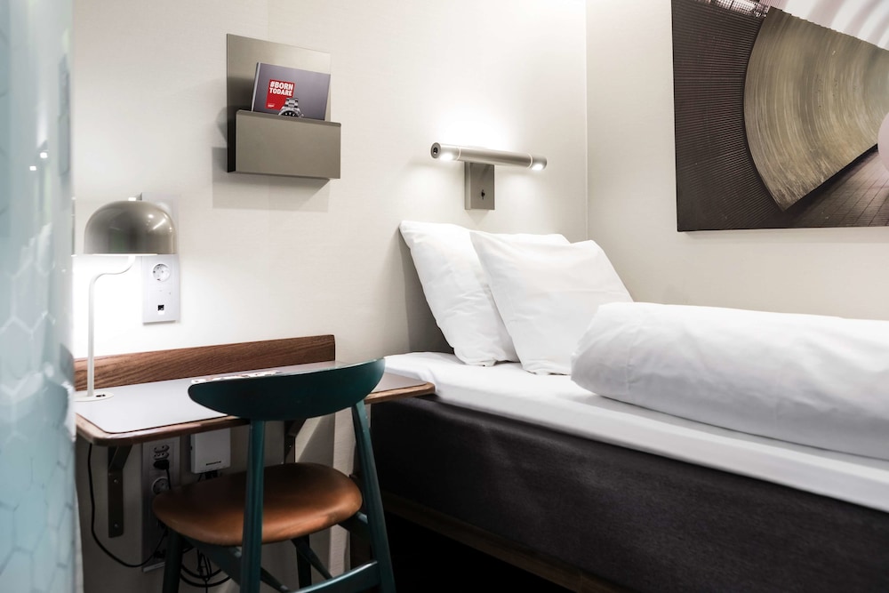

Bari - Stoccolma - Best Western and hotel