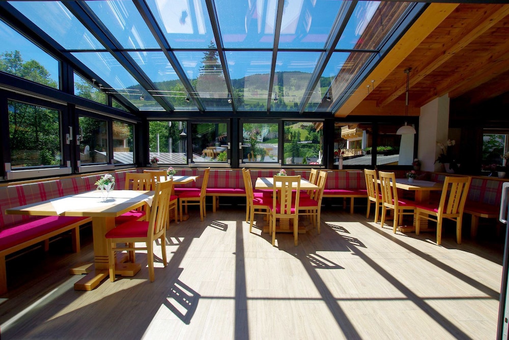 

Napoli - Kitzbühel - Hotel-Pension Heike