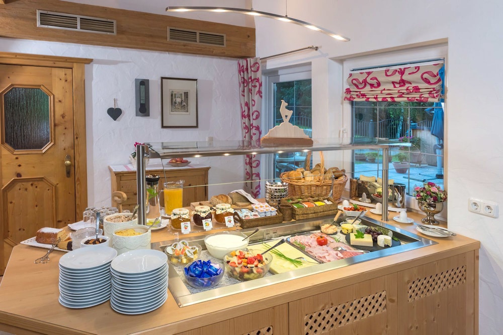 

Torino - Kitzbühel - Hotel-Pension Heike
