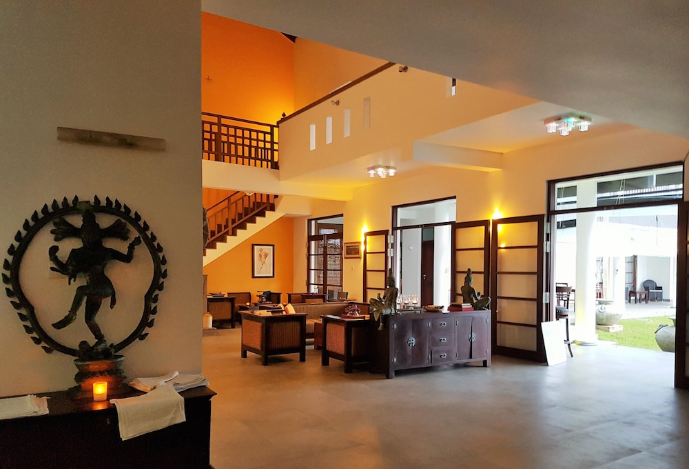 

Milano - Weligama - Imagine Villa Hotel