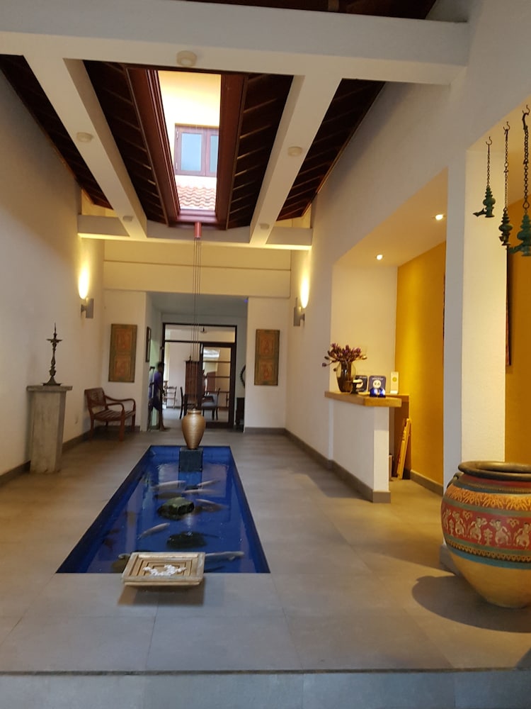 

Milano - Weligama - Imagine Villa Hotel
