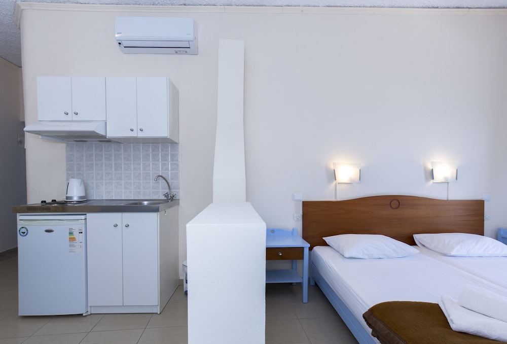 

Verona - Kissamos - Mandy Suites