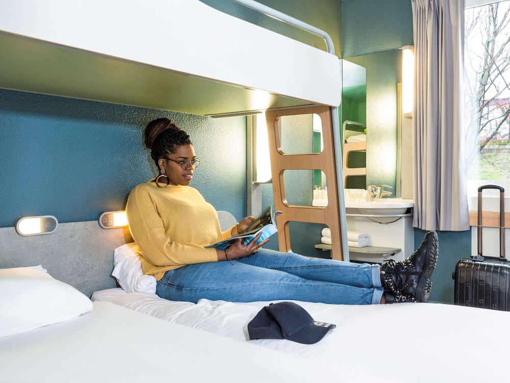 

Reggio Calabria - Saint-Denis (Ile-de-France) - ibis budget Paris Porte De Montmartre