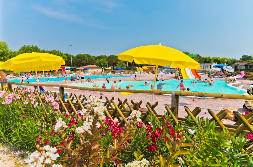 

Bari - Castelnuovo del Garda - Campeggio del Garda