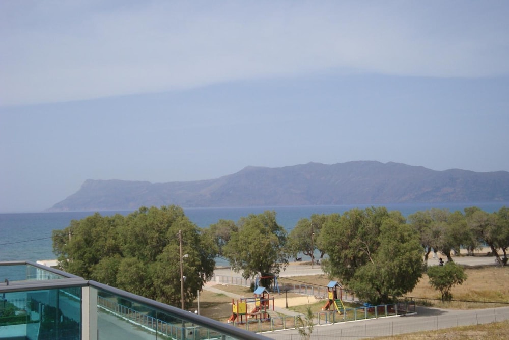 

Verona - Kissamos - Crystal Bay Hotel