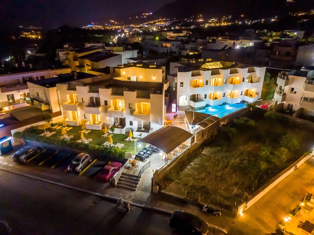 

Palermo - Agios Nikolaos, Creta - Elounda Alikes Suites & Studios