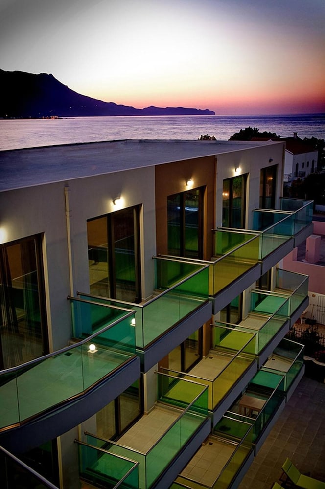 

Milano - Falasarna - Crystal Bay Hotel