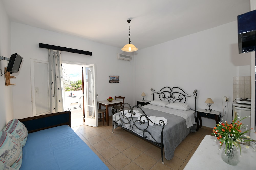 

Catania - Imerovigli - Sunflower ApartHotel