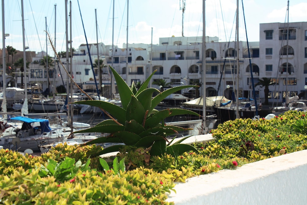 

Roma - Monastir - Marina Cap Monastir Appart Hôtel
