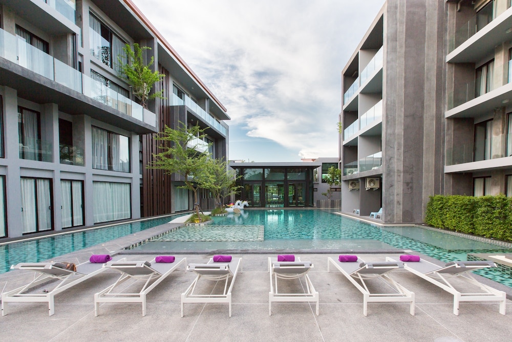 

Verona - Sa Khu - Maya Phuket Airport Hotel-Naiyang Beach
