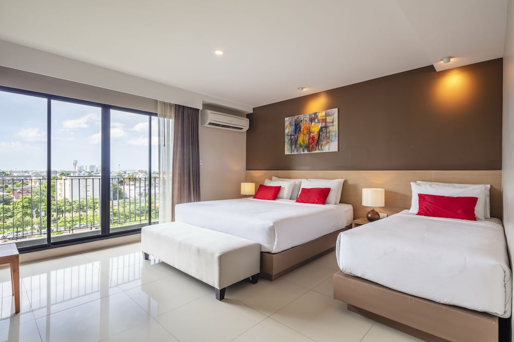 

Milano - Aeroporto Don Muang - Bangkok - Livotel Hotel Kaset Nawamin Bangkok