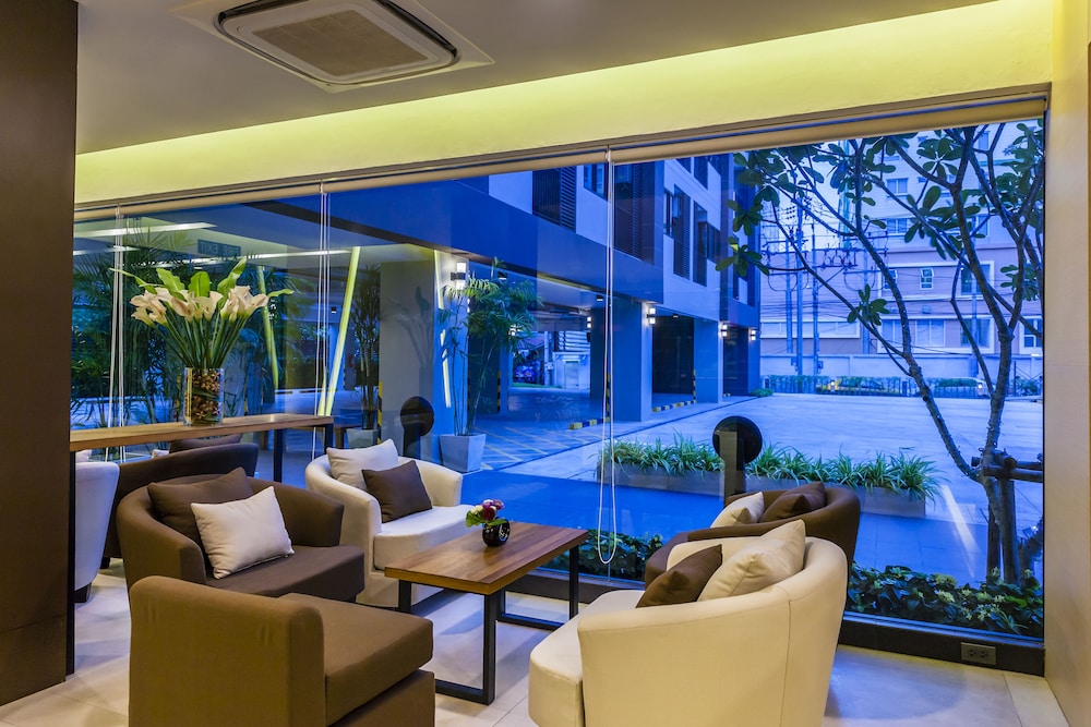 

Roma - Don Muang - Livotel Hotel Kaset Nawamin Bangkok