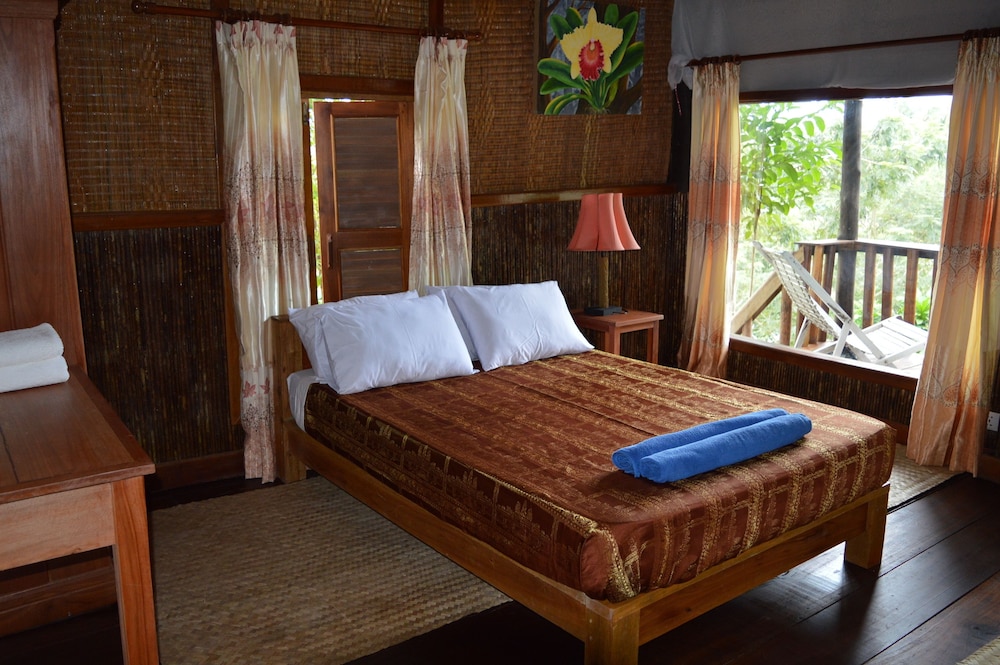 

Bologna - Song Saa - Palm Beach Bungalow Resort