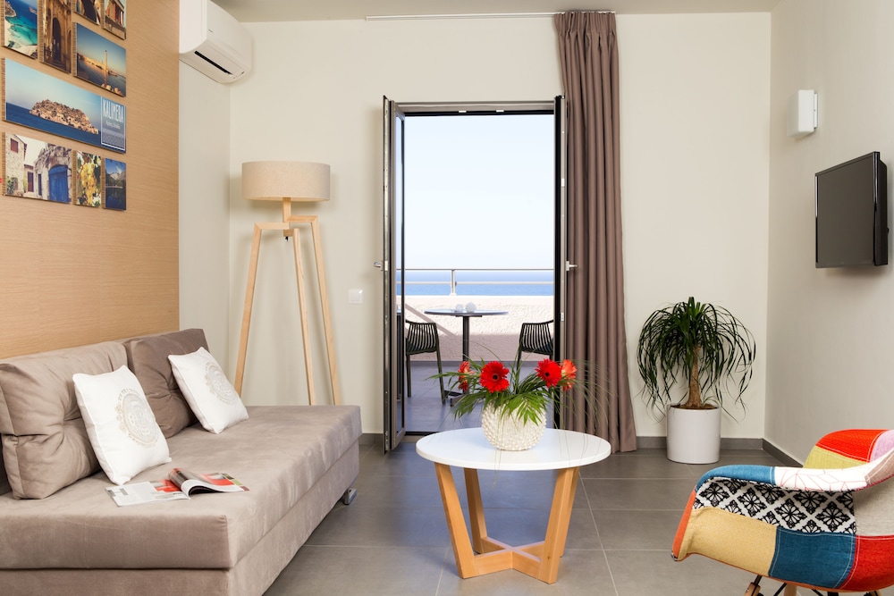 

Bologna - Hersonissos - Sundance Apartments & Suites