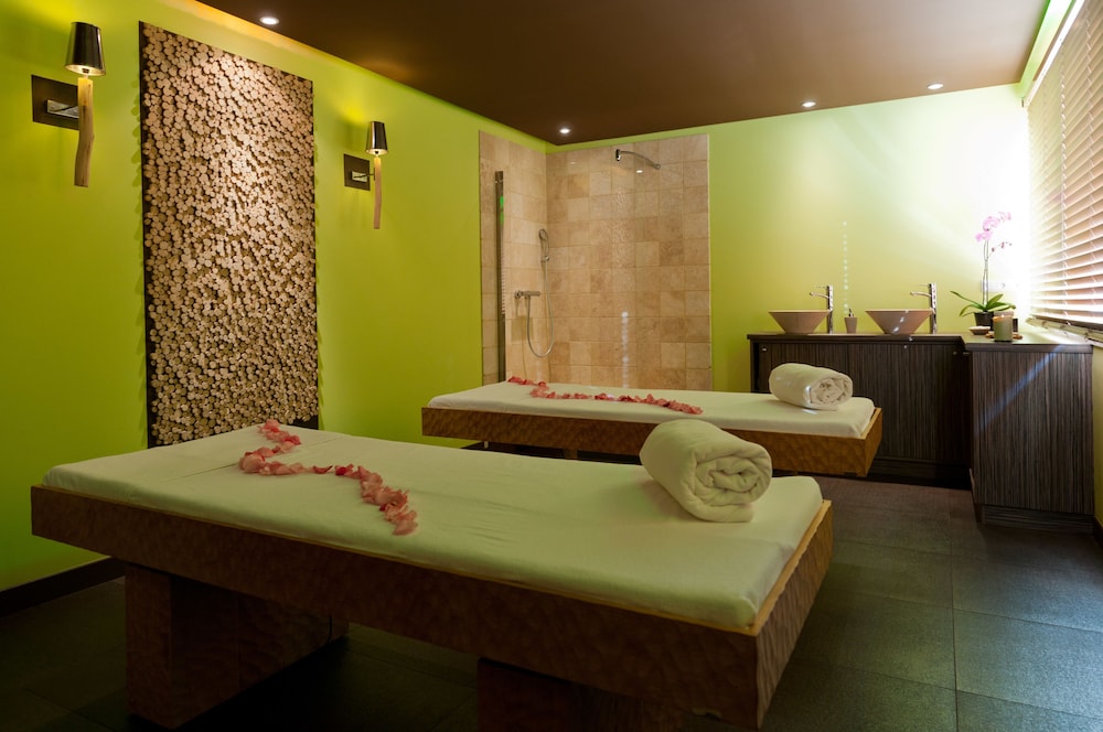 

Milano - Deauville - Domaine De Villers & Spa