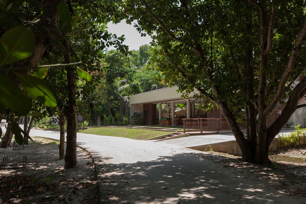 

Bologna - Felicite Island - Le Relax Luxury Lodge - Adults Only