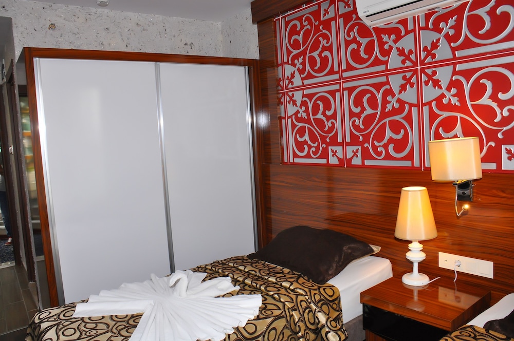 

Bologna - Mahmutlar - Grand Bayar Beach Hotel - All Inclusive