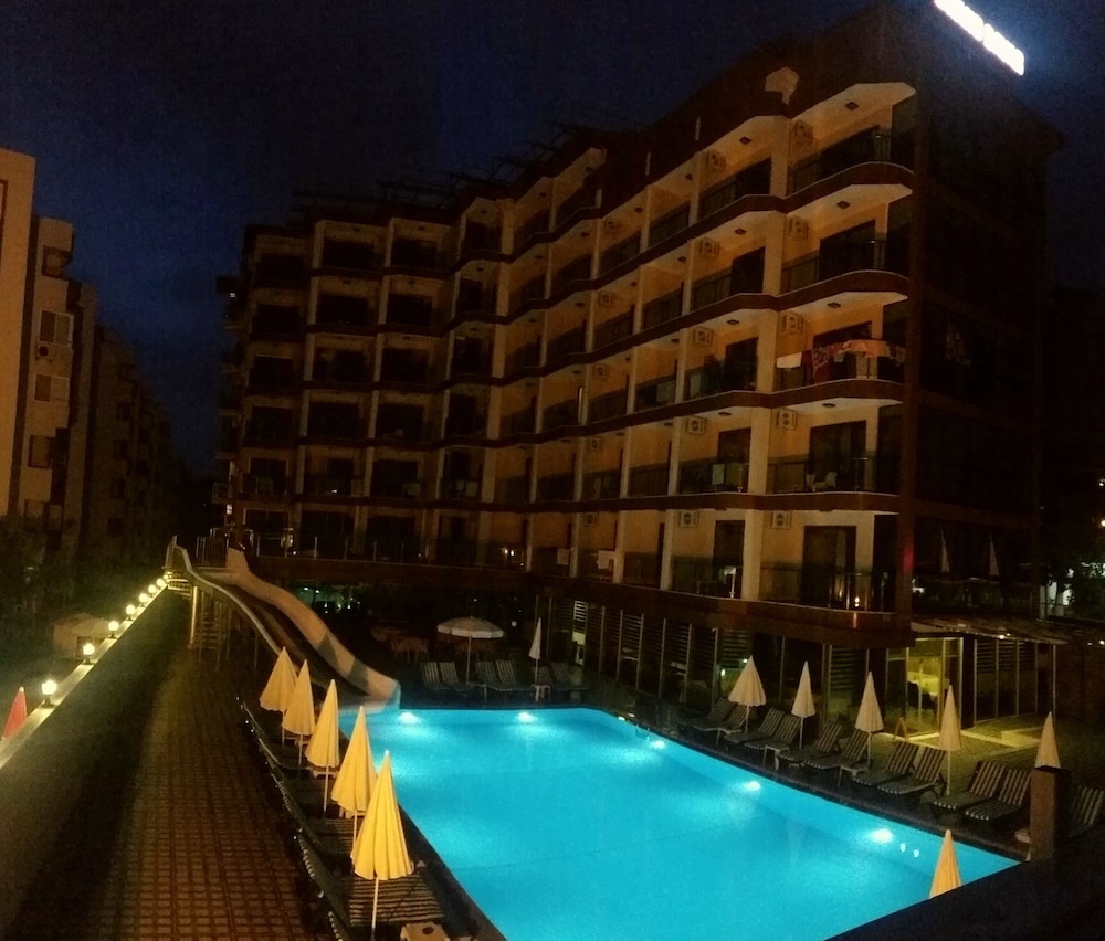 

Roma - Mahmutlar - Grand Bayar Beach Hotel - All Inclusive