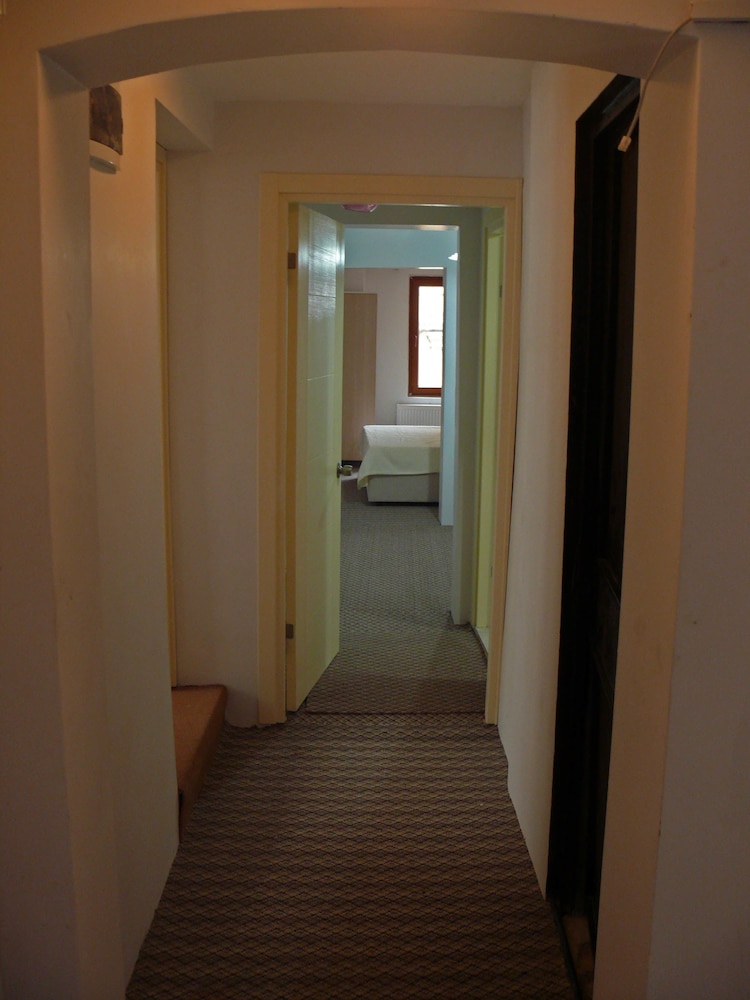 

Torino - Istanbul - Budak Residence