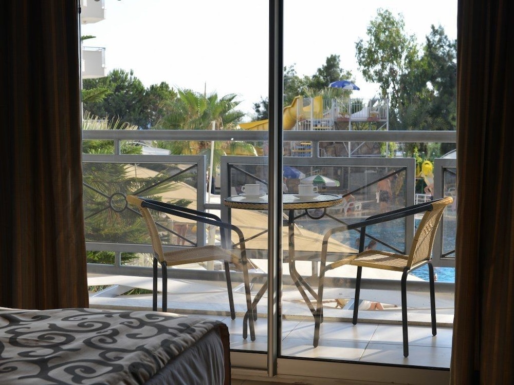 

Roma - Konaklı - Asrın Beach Hotel - All Inclusive
