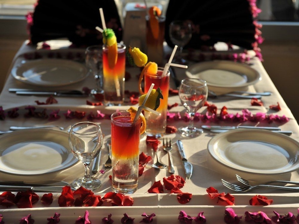 

Milano - Avsallar - Asrın Beach Hotel - All Inclusive