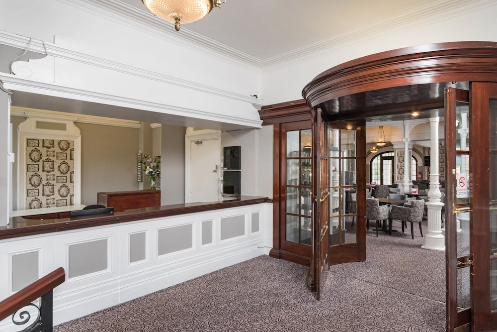 

Bologna - Lynton - The Valley of Rocks Hotel