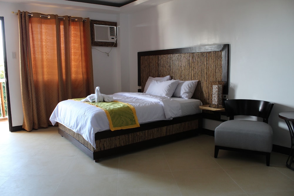 

Milano - Boracay - Bamboo Beach Resort & Restaurant