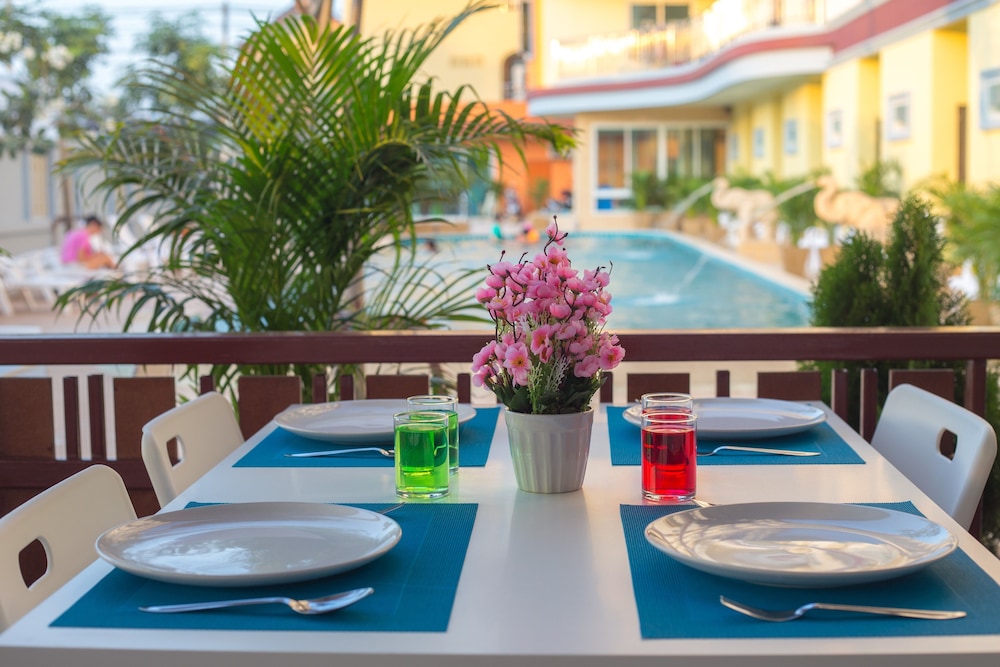 

Roma - Kata Beach - Smile Residence