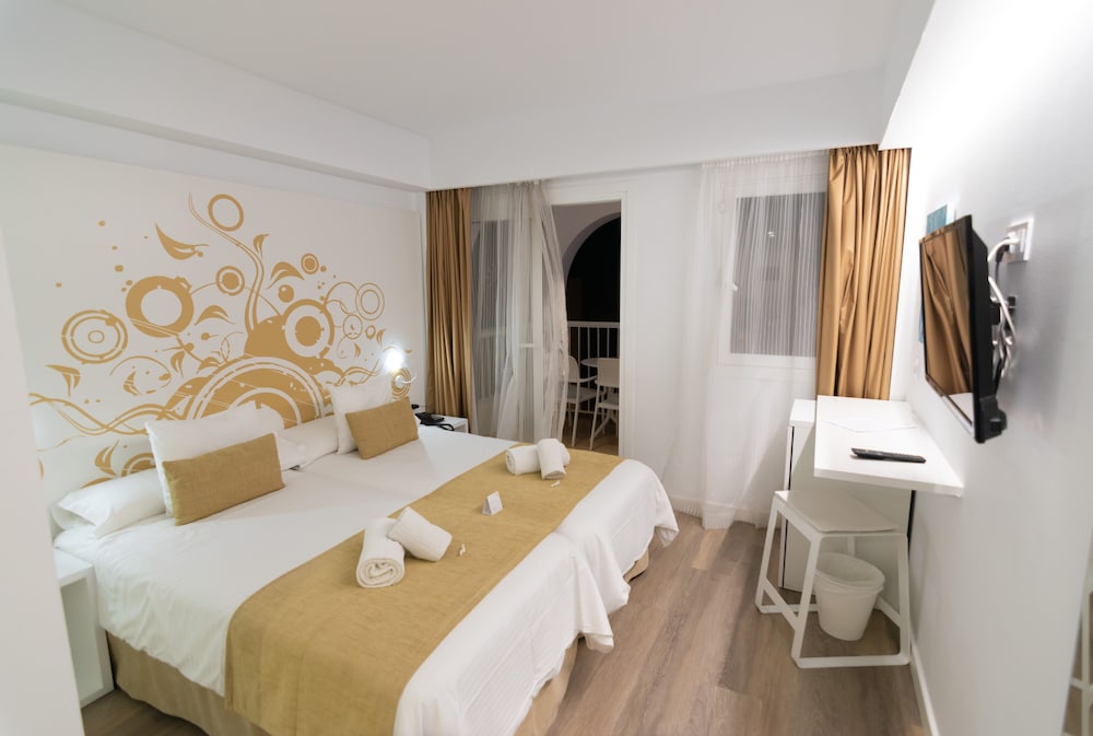

Bologna - Cala Ratjada - R2 Bahia Cala Ratjada - Adults Only