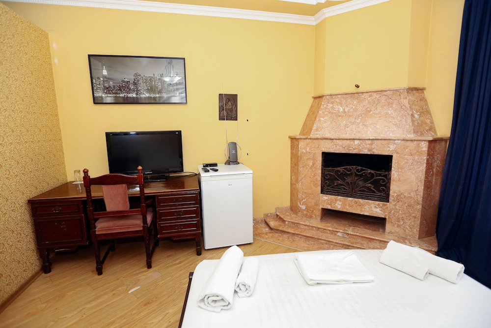 

Roma - Tbilisi - Hotel Isaka