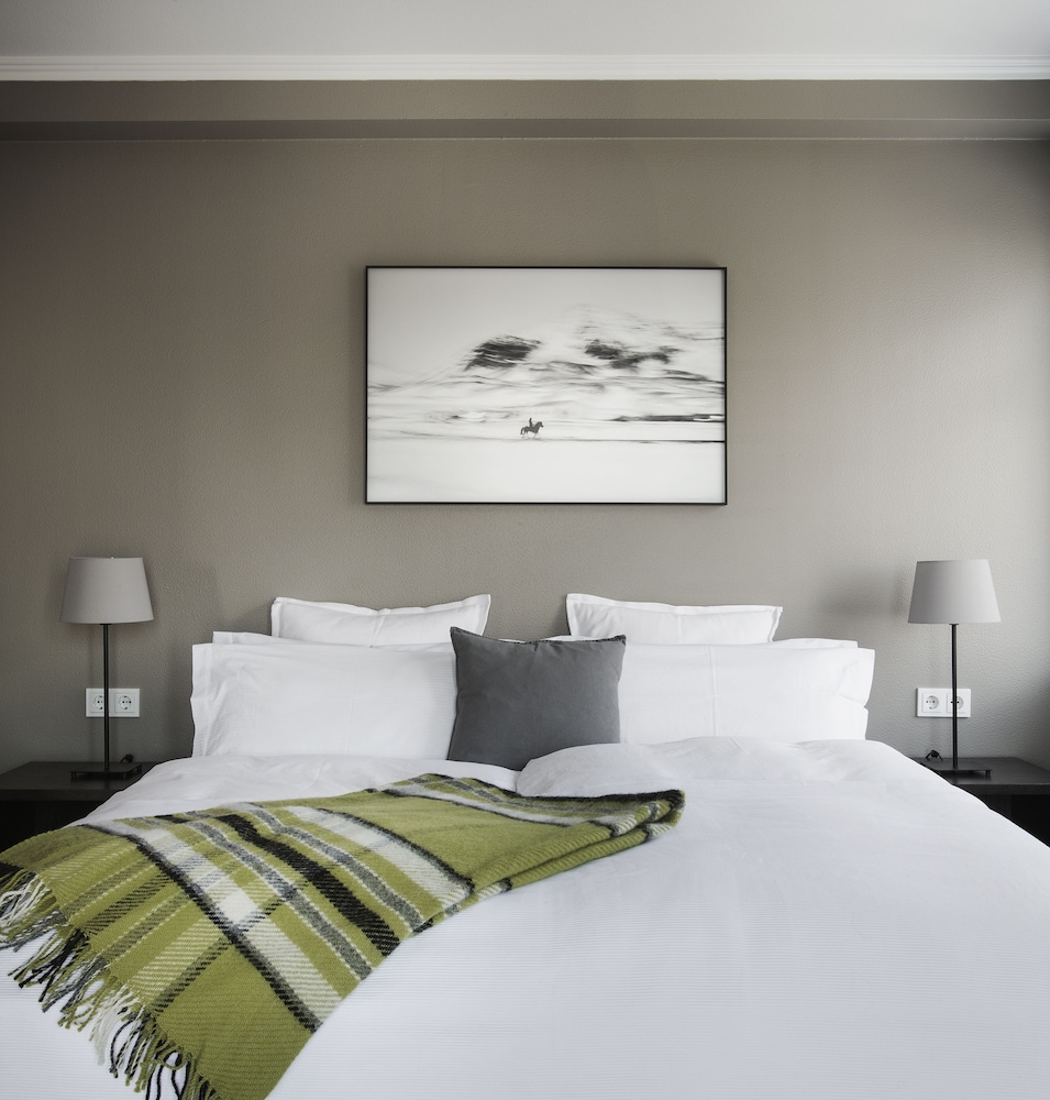 

Milano - Garðabær - Hotel Ódinsvé