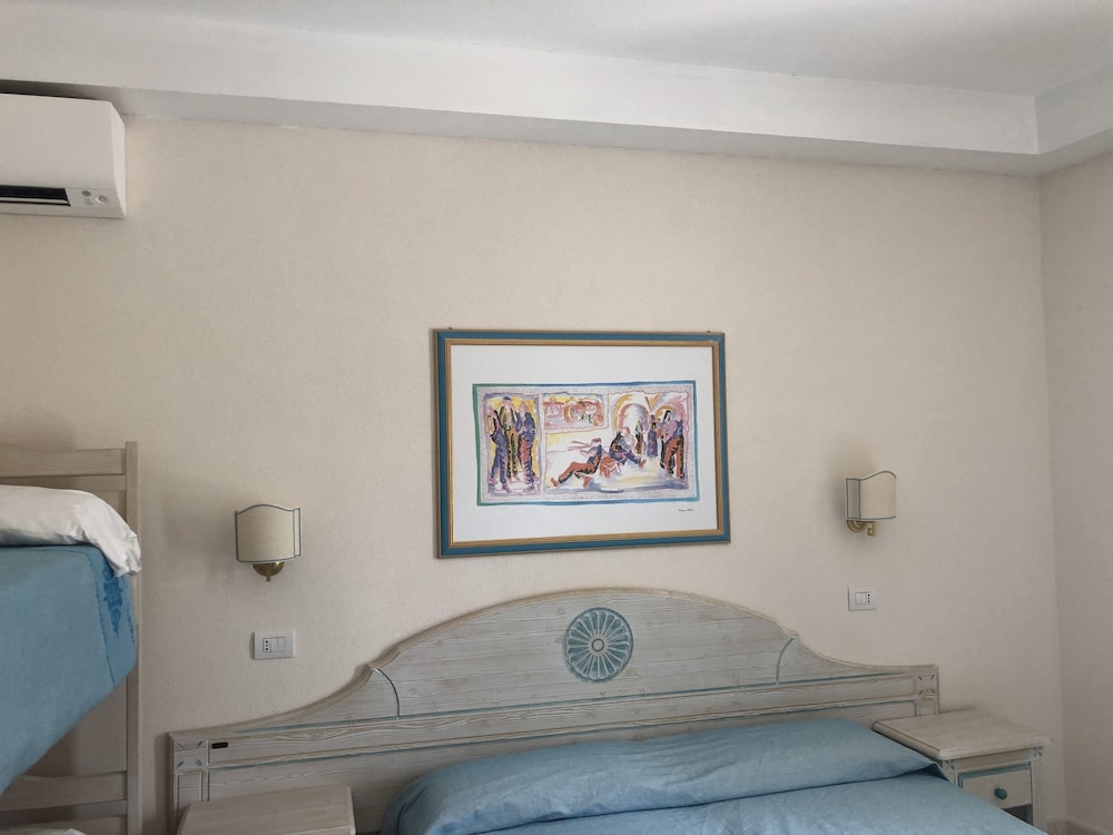 

Pisa - Sardegna Nord - Alghero, Stintino e Castelsardo, Mare Italia - Hotel Riviera