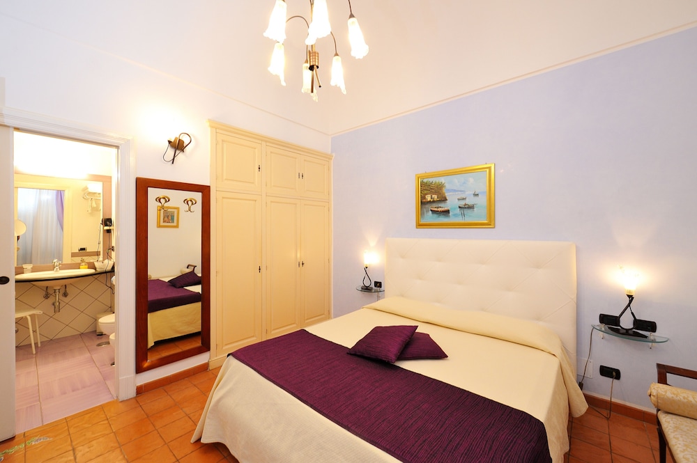 

Milano - Ravello - Hotel Villa Annalara charme and relax