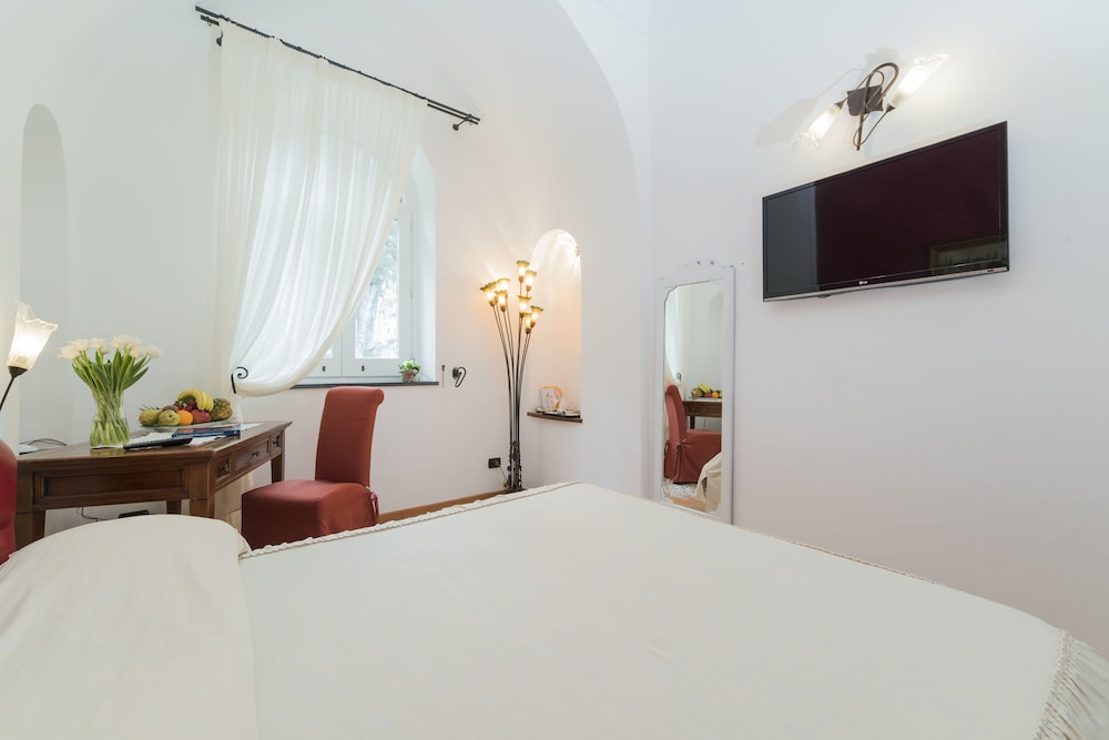 

Milano - Scala - Hotel Villa Annalara charme and relax