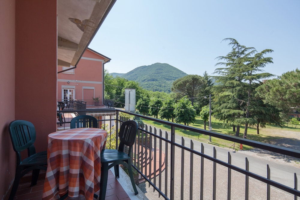 

Napoli - Vernazza - Hotel Nella