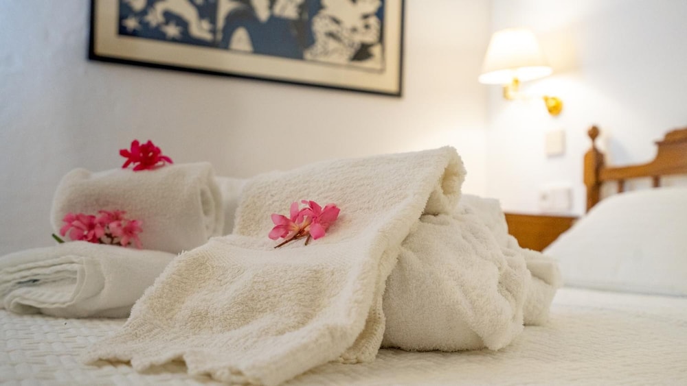 

Bari - Alcudia - Juma Historic Hotel