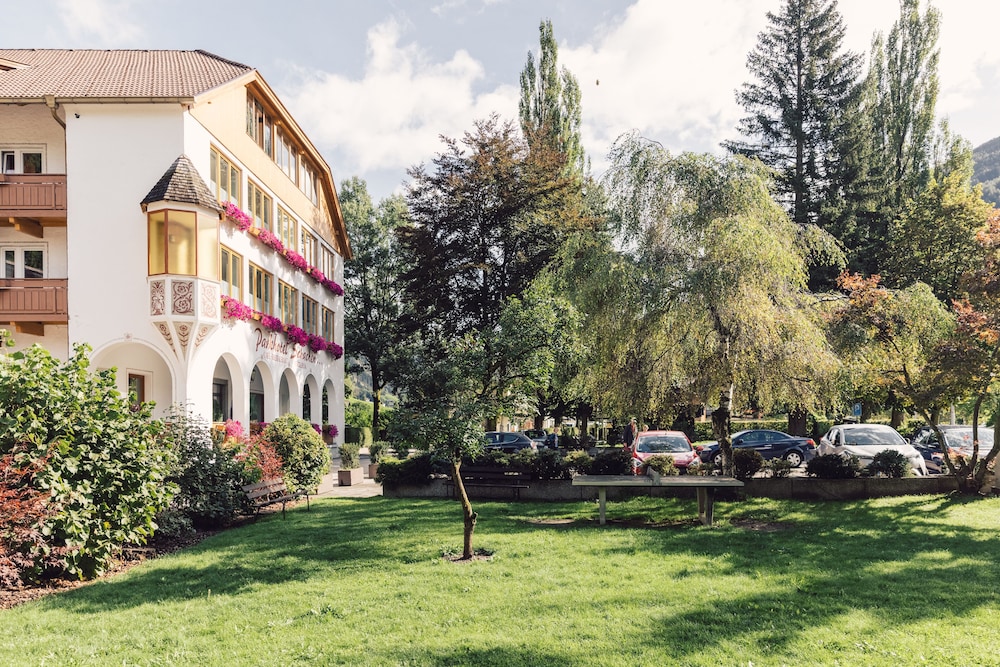 

Brindisi - Lutago - Parkhotel Schachen