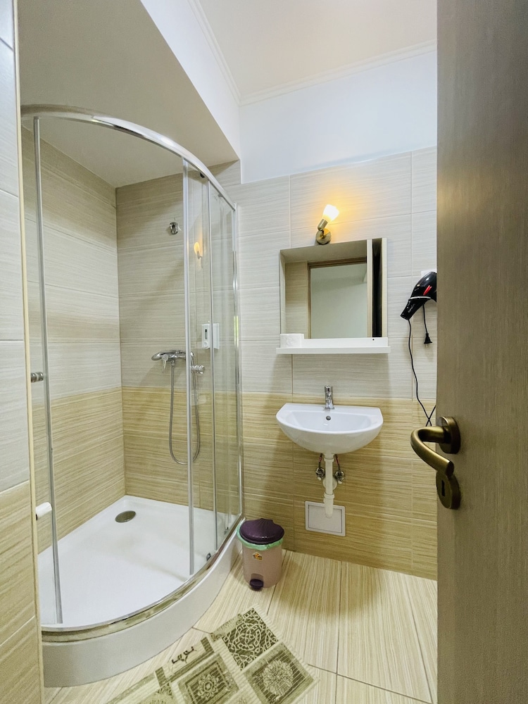 

Catania - Budapest - Easy Star Hotel