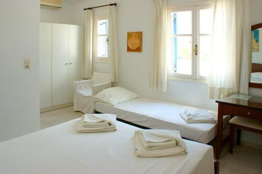 

Venezia - Santorini, Isole Greche - Blue Bay Villas