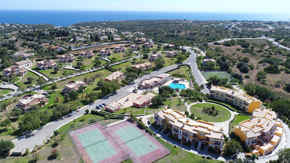 

Bologna - Praia da Rocha - Colina da Lapa & Villas