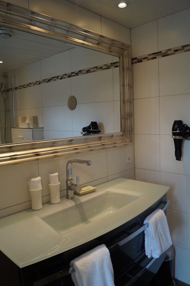 

Roma - Wolfhalden - Bodenseehotel Weisses Rössli
