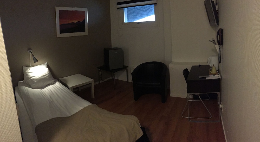 

Milano - Kiruna - Hotel E-10