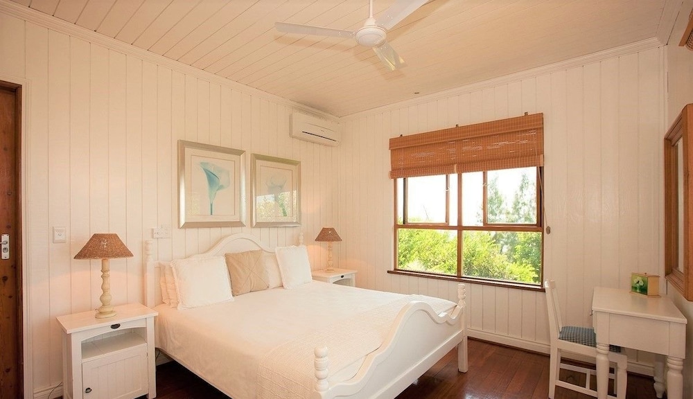 

Roma - Cerf Island - South Point Villas