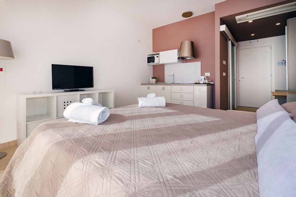 

Torino - Acireale - Zeus Hotel - Aparthotel - Meeting & Congress