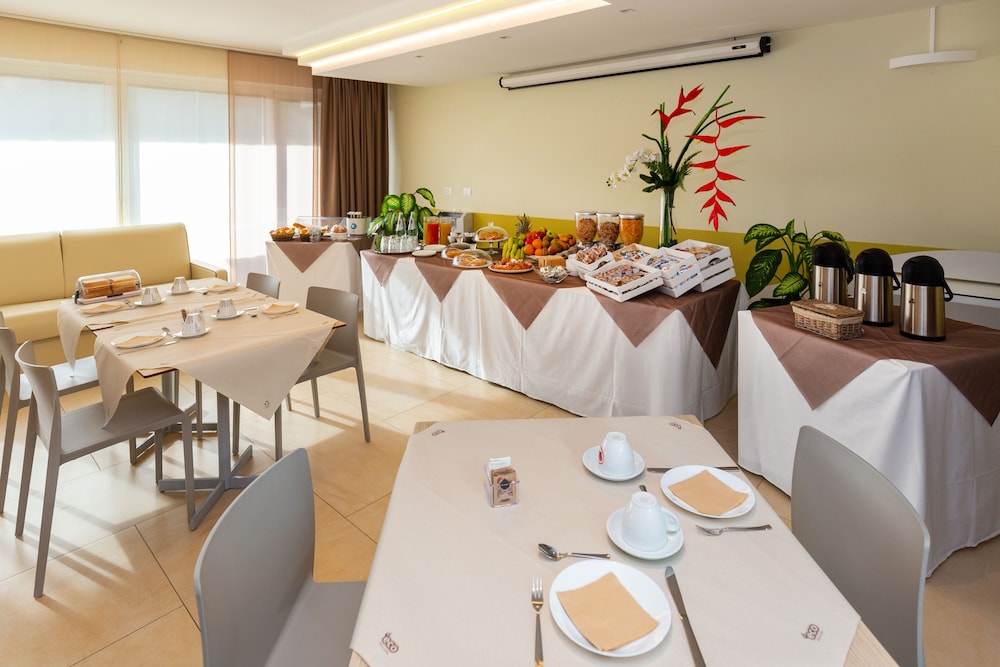 

Venezia - Acireale - Zeus Hotel - Aparthotel - Meeting & Congress