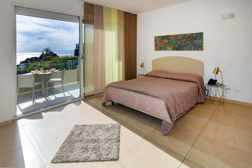 

Venezia - Acireale - Zeus Hotel - Aparthotel - Meeting & Congress