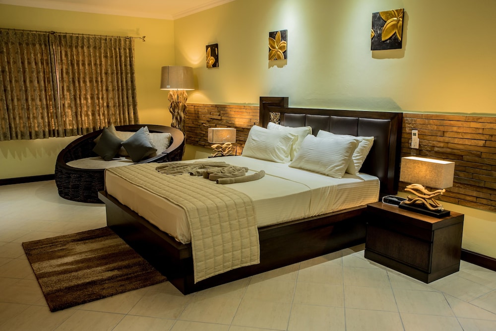 

Firenze - Grand Anse, Isola di Praslin - Oasis Hotel Restaurant & Spa