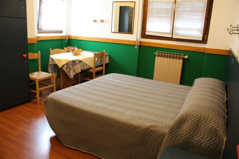 

Palermo - Alta Valtellina, Montagna Italia - Residence Biancaneve